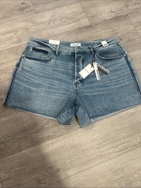 NWT Judy Blue Jeans High-Rise Denim Shorts